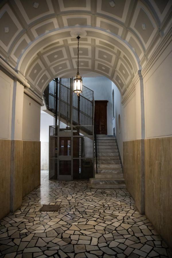 La Cementina Lägenhet Bari Exteriör bild